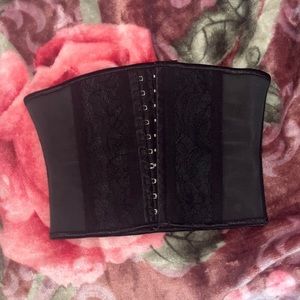 Extra small corset